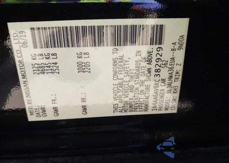 2019 Nissan Maxima 3.5 Platinum z USA, uszkodzony, nr VIN 1N4AA6AV8KC382929